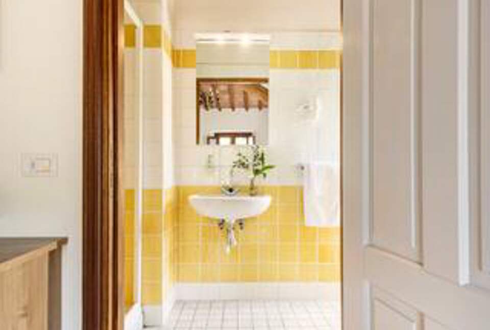 Villa San Lorenzo Umbrian Estate - Castiglione Del Lago, Italy