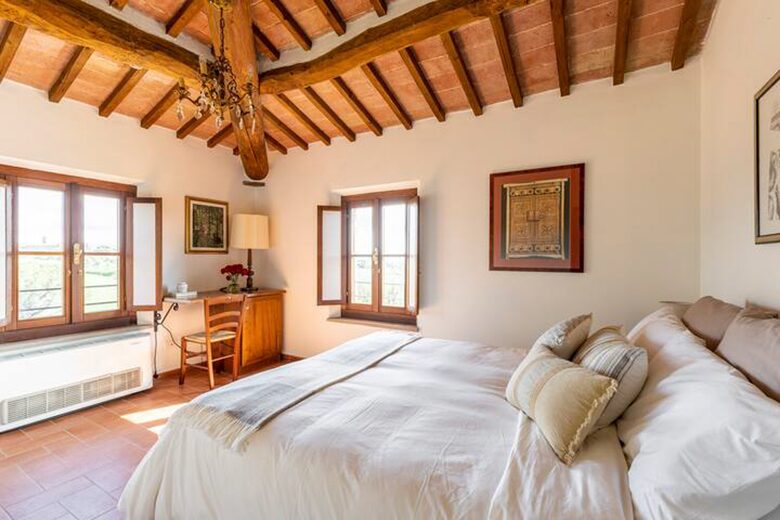 Villa San Lorenzo Umbrian Estate - Castiglione Del Lago, Italy