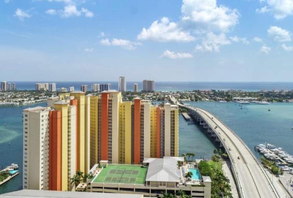 Marina Grande - Singer Island, Florida