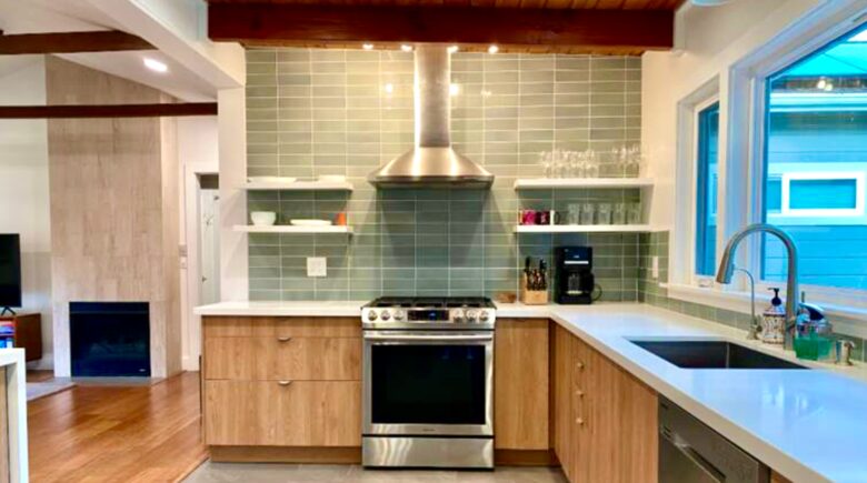 Riverfront Modern Oasis - Monte Rio, California