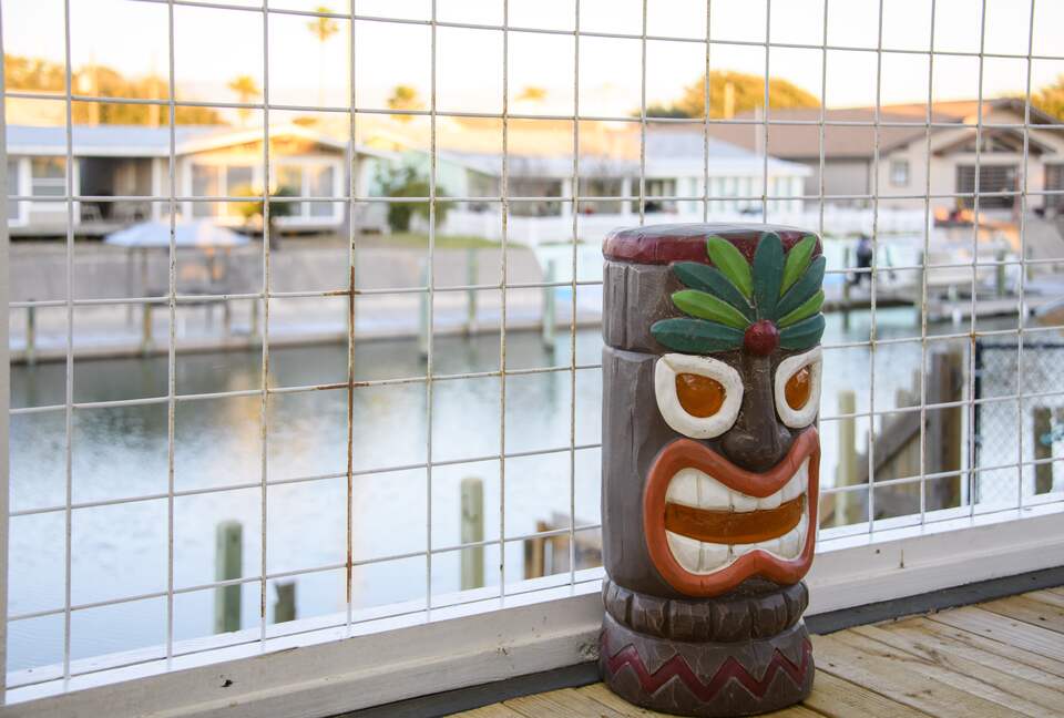 PalmTiki, Canal-based Tiki & Beach Themed Fun Escape in Rockport, Texas - Rockport, Texas