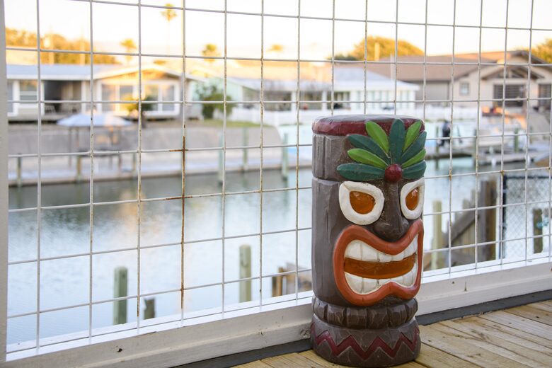 PalmTiki, Canal-based Tiki & Beach Themed Fun Escape in Rockport, Texas - Rockport, Texas