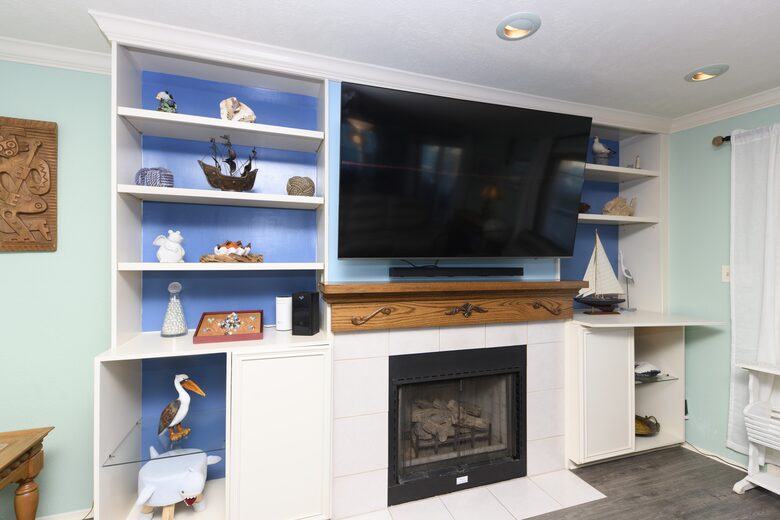 PalmTiki, Canal-based Tiki & Beach Themed Fun Escape in Rockport, Texas - Rockport, Texas