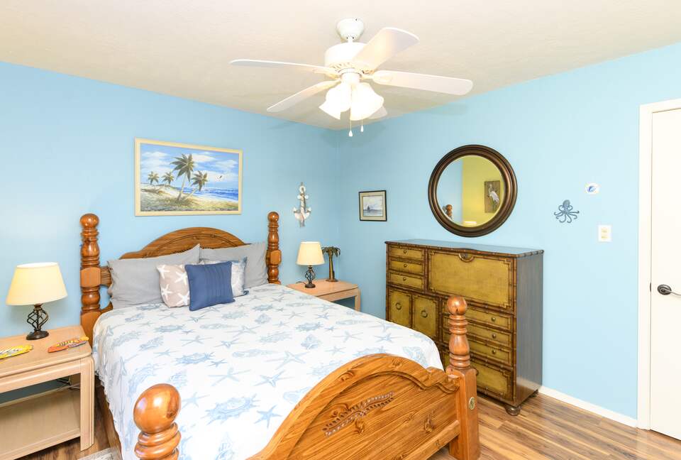 PalmTiki, Canal-based Tiki & Beach Themed Fun Escape in Rockport, Texas - Rockport, Texas