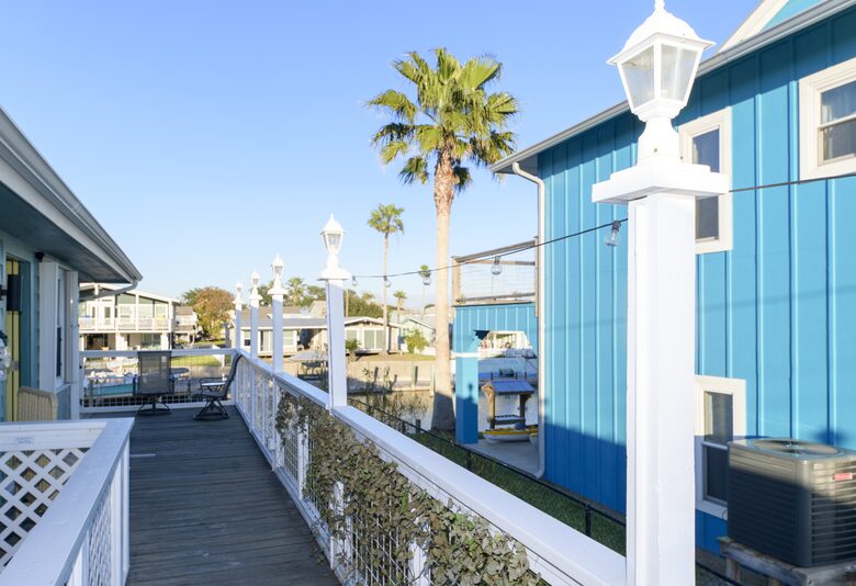 PalmTiki, Canal-based Tiki & Beach Themed Fun Escape in Rockport, Texas - Rockport, Texas