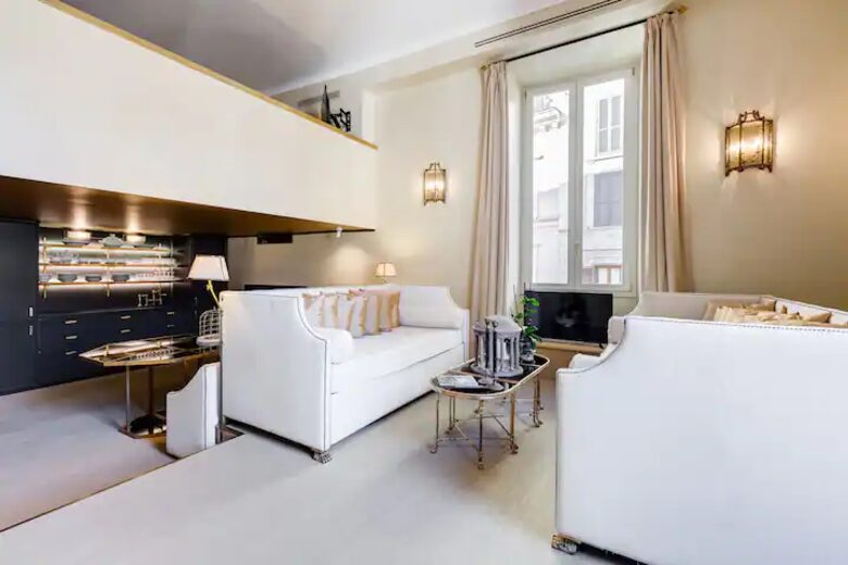 The Flair | Pantheon view - Rome, Italy