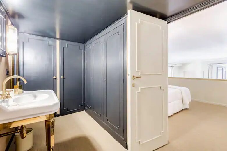 The Flair | Pantheon view - Rome, Italy