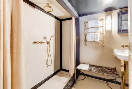 The Flair | Pantheon view - Rome, Italy