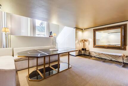 The Flair | Pantheon view - Rome, Italy