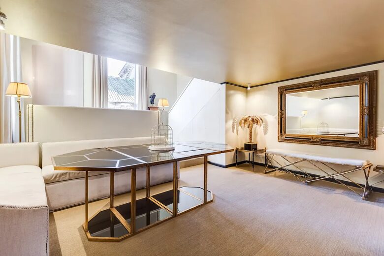 The Flair | Pantheon view - Rome, Italy