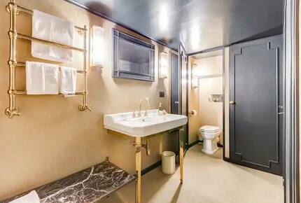 The Flair | Pantheon view - Rome, Italy