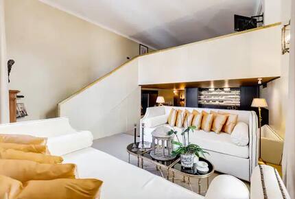 The Flair | Pantheon view - Rome, Italy