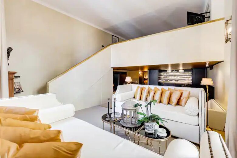 The Flair | Pantheon view - Rome, Italy