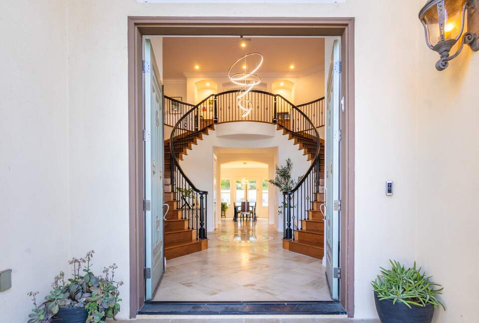 Family Paradise in San Diego Gated Community - San Diego, California