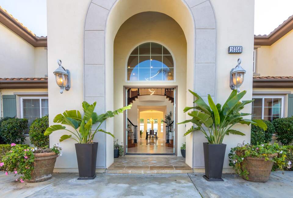 Family Paradise in San Diego Gated Community - San Diego, California