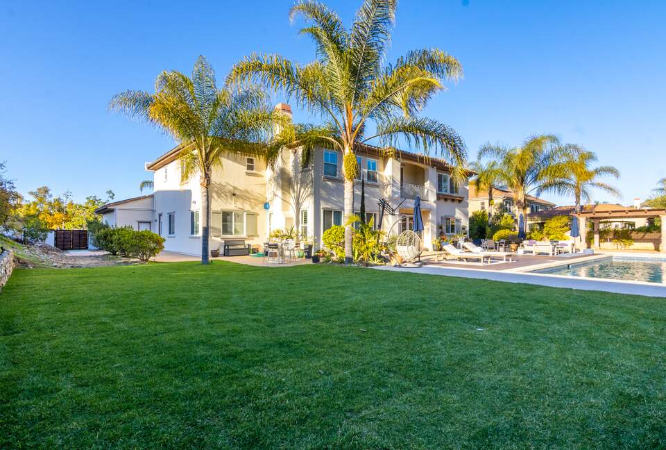 Family Paradise in San Diego Gated Community - San Diego, California