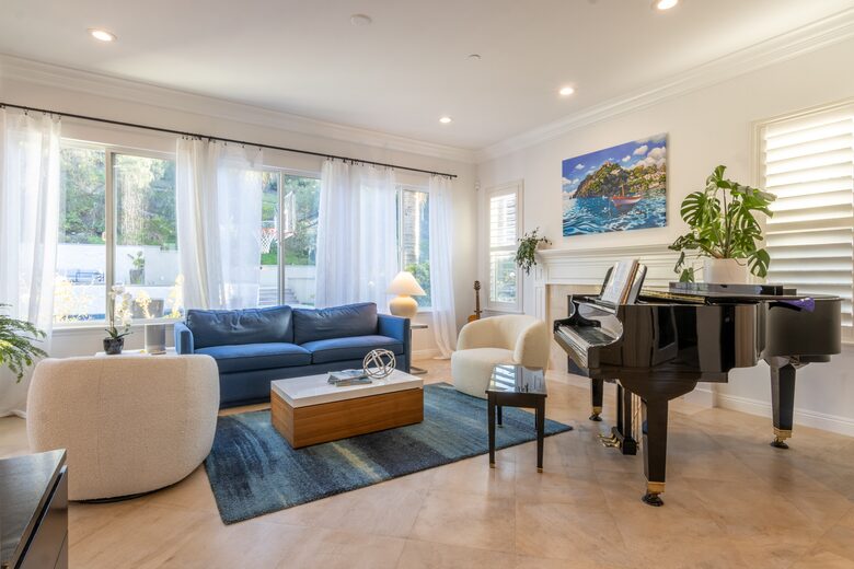 Family Paradise in San Diego Gated Community - San Diego, California