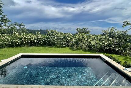 Casa Cascada | Spacious New family Home with Panoramic Views and Expansive kitchen - Ojochal, Costa Rica