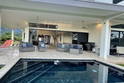 Casa Cascada | Spacious New family Home with Panoramic Views and Expansive kitchen - Ojochal, Costa Rica