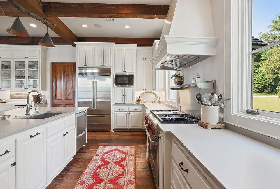 Stunning Saint Francisville Lakefront - Saint Francisville, Louisiana