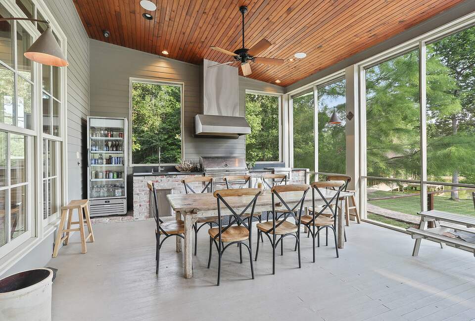 Stunning Saint Francisville Lakefront - Saint Francisville, Louisiana