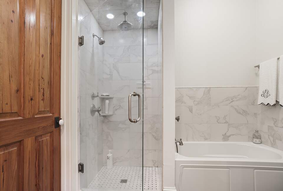 Stunning Saint Francisville Lakefront - Saint Francisville, Louisiana