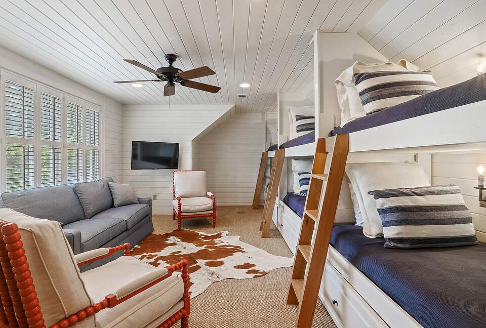 Stunning Saint Francisville Lakefront - Saint Francisville, Louisiana