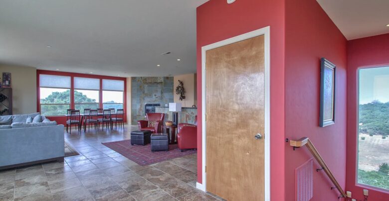 Gated Hilltop Home with Panoramic Bay Views - Royal Oaks, California