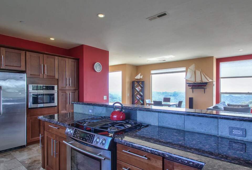 Gated Hilltop Home with Panoramic Bay Views - Royal Oaks, California