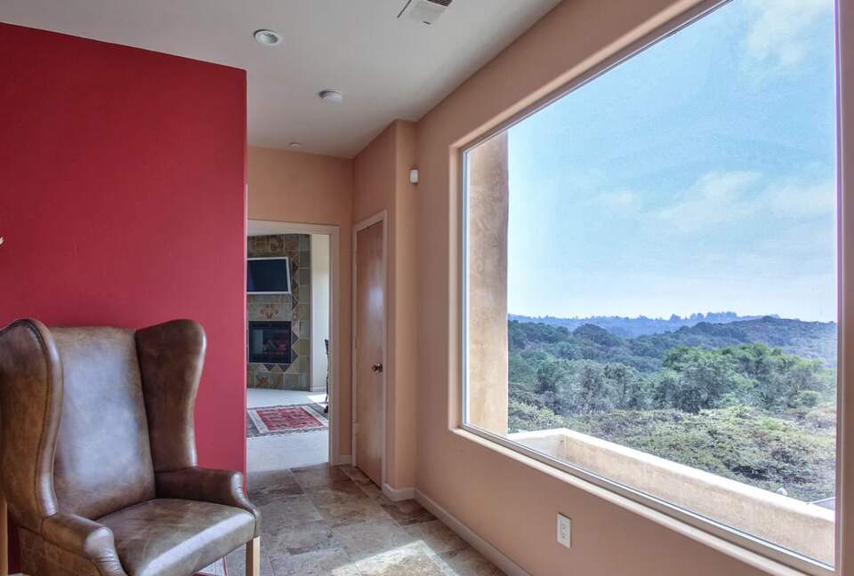 Gated Hilltop Home with Panoramic Bay Views - Royal Oaks, California