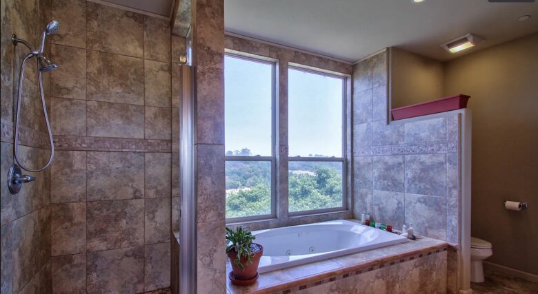 Gated Hilltop Home with Panoramic Bay Views - Royal Oaks, California