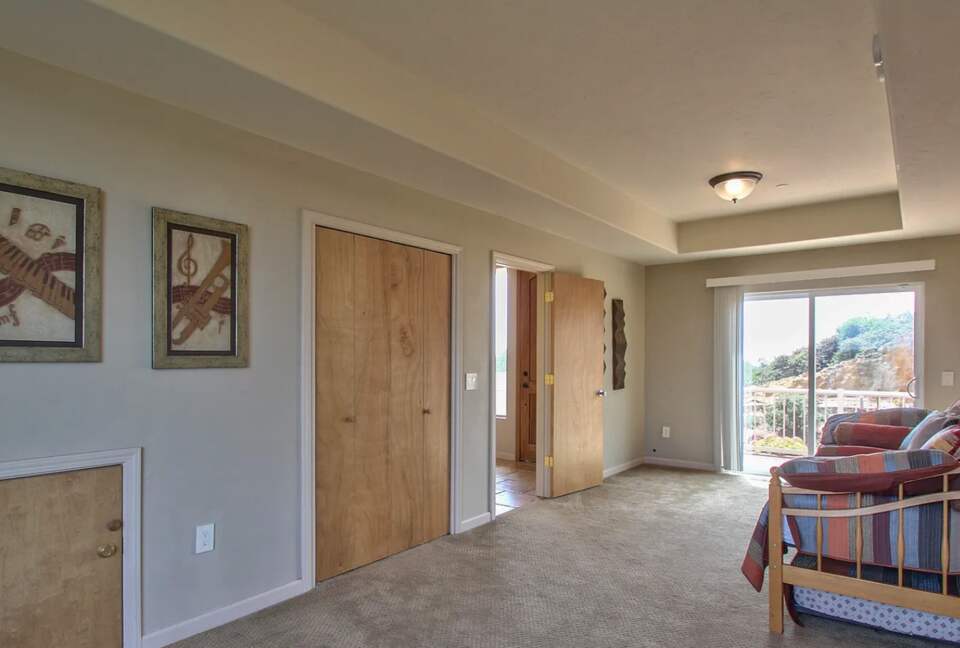 Gated Hilltop Home with Panoramic Bay Views - Royal Oaks, California