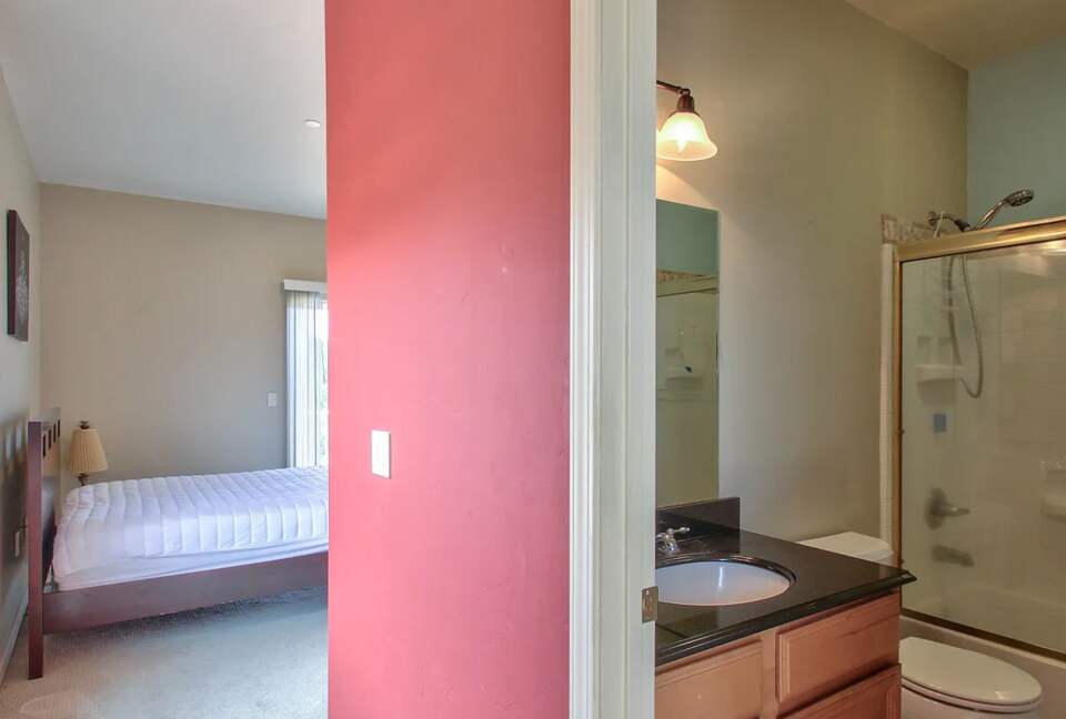 Gated Hilltop Home with Panoramic Bay Views - Royal Oaks, California