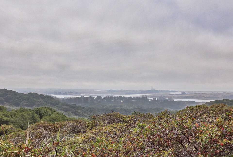 Gated Hilltop Home with Panoramic Bay Views - Royal Oaks, California