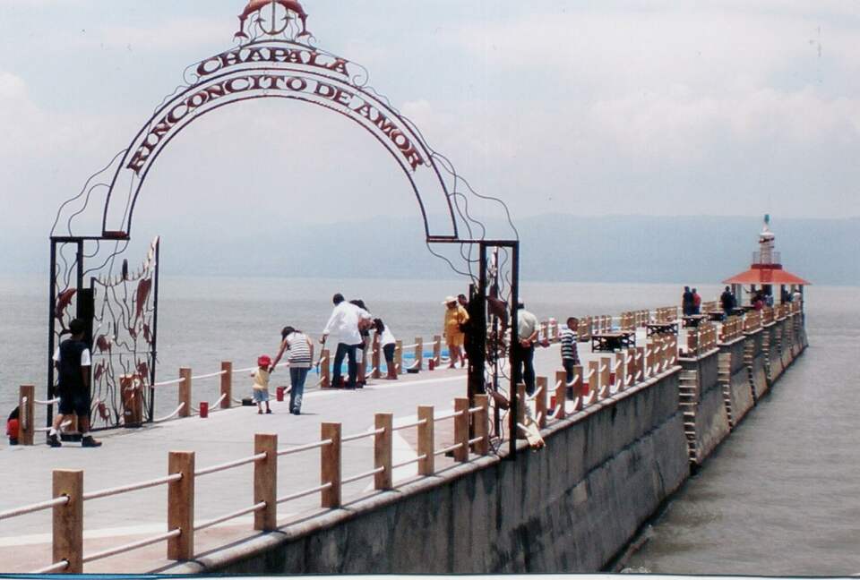 Bugam Villa - Charming Lakeside Home - Chapala, Mexico