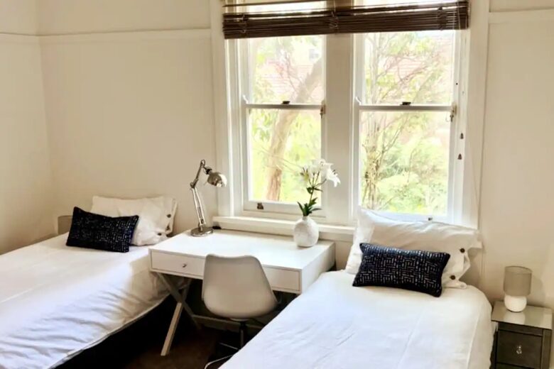 Stunning ocean view Manly home, walk to Manly beach and Sydney harbour - Manly, Australia