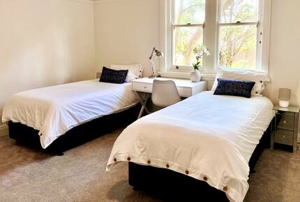 Stunning ocean view Manly home, walk to Manly beach and Sydney harbour - Manly, Australia