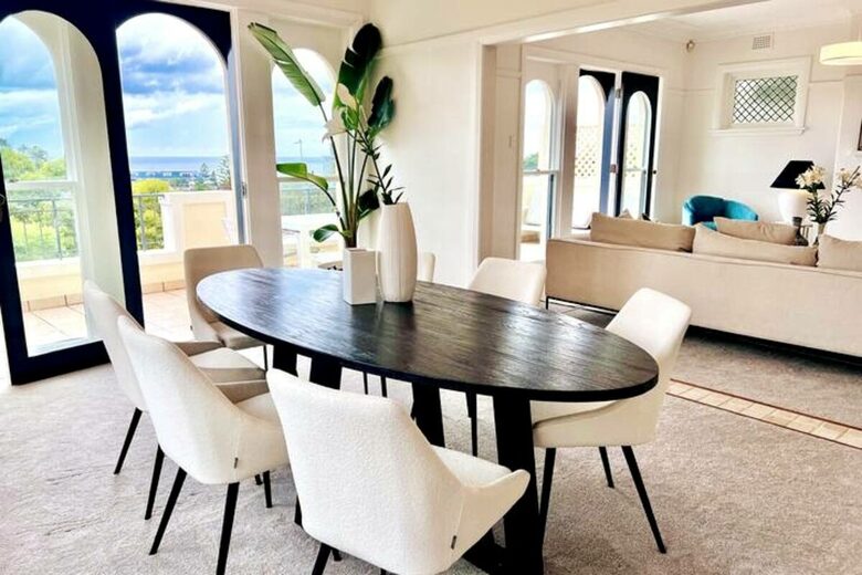 Stunning ocean view Manly home, walk to Manly beach and Sydney harbour - Manly, Australia