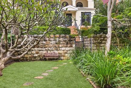 Stunning ocean view Manly home, walk to Manly beach and Sydney harbour - Manly, Australia