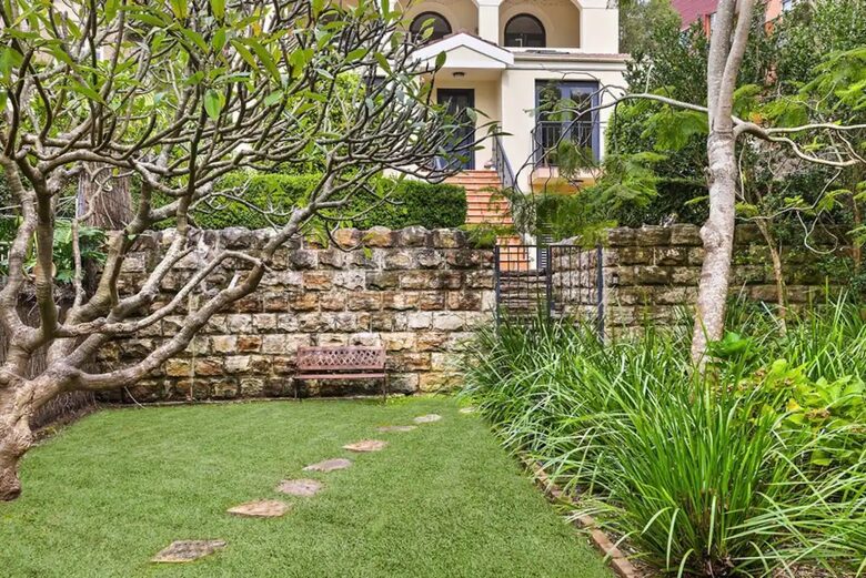 Stunning ocean view Manly home, walk to Manly beach and Sydney harbour - Manly, Australia