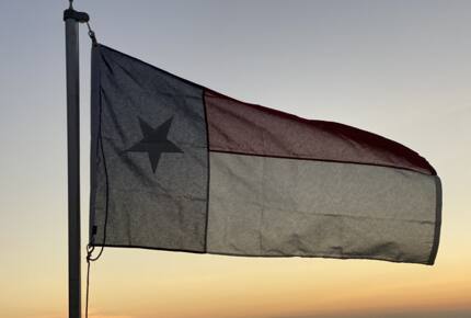 Bayfront Getaway with a Pool and Hot Tub - Galveston, Texas