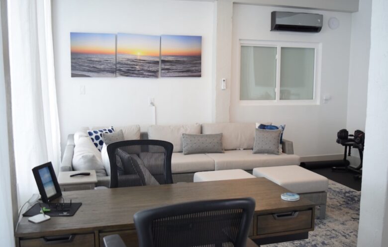 Bayfront Getaway with a Pool and Hot Tub - Galveston, Texas