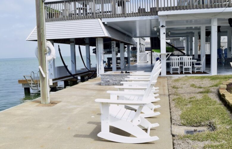 Bayfront Getaway with a Pool and Hot Tub - Galveston, Texas