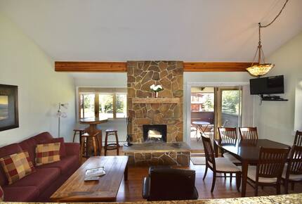 Jackson Hole Gorgeous Condo | Top Location | Great Views - Wilson, Wyoming