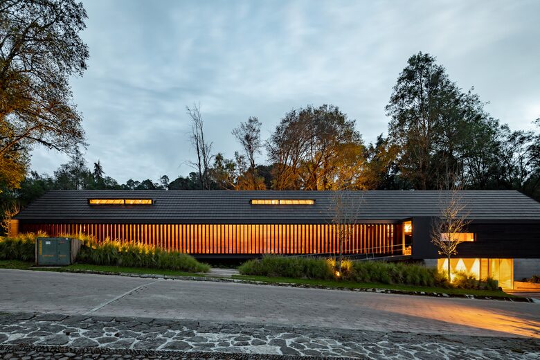 Casa Mirapaz - Historical Near Lake House Town - Valle de Bravo, Mexico