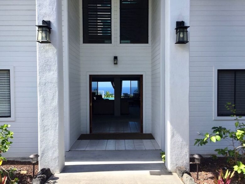 Kona Blue Laule'a House - Kailua Kona, Hawaii