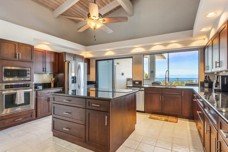 Kona Blue Laule'a House - Kailua Kona, Hawaii