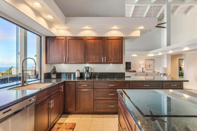 Kona Blue Laule'a House - Kailua Kona, Hawaii