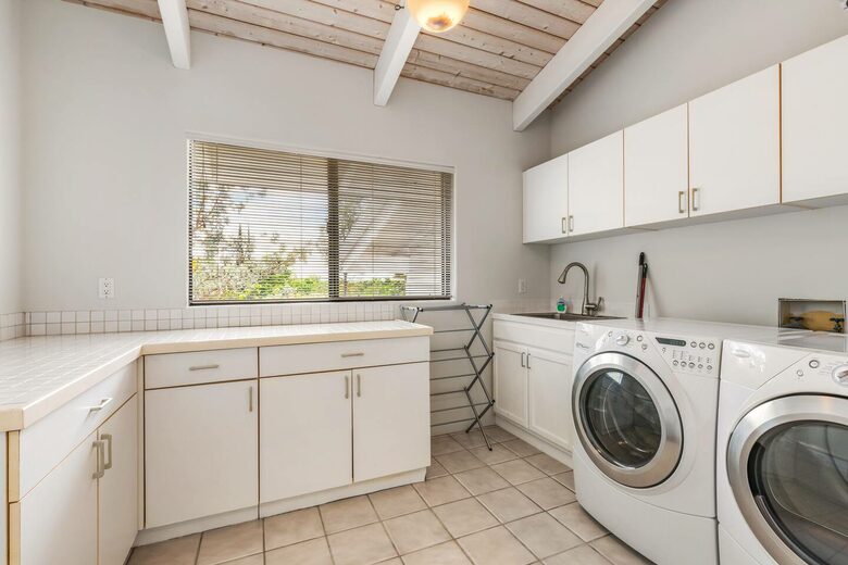 Kona Blue Laule'a House - Kailua Kona, Hawaii