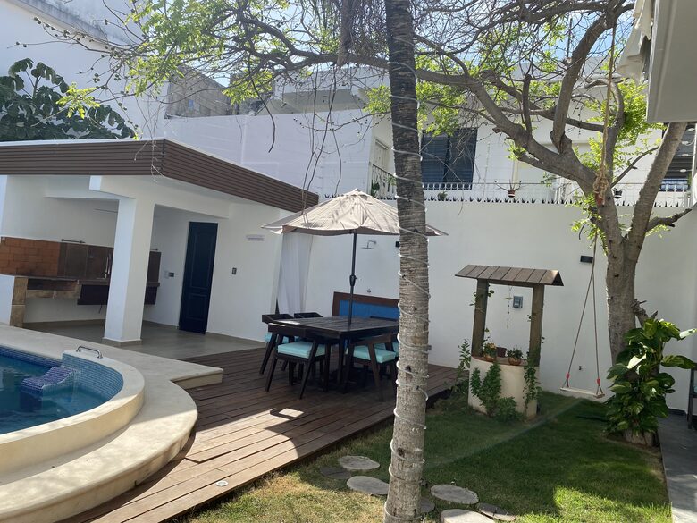 Modern Getaway with a Pool + Jacuzzi - Playa del Carmen, Mexico